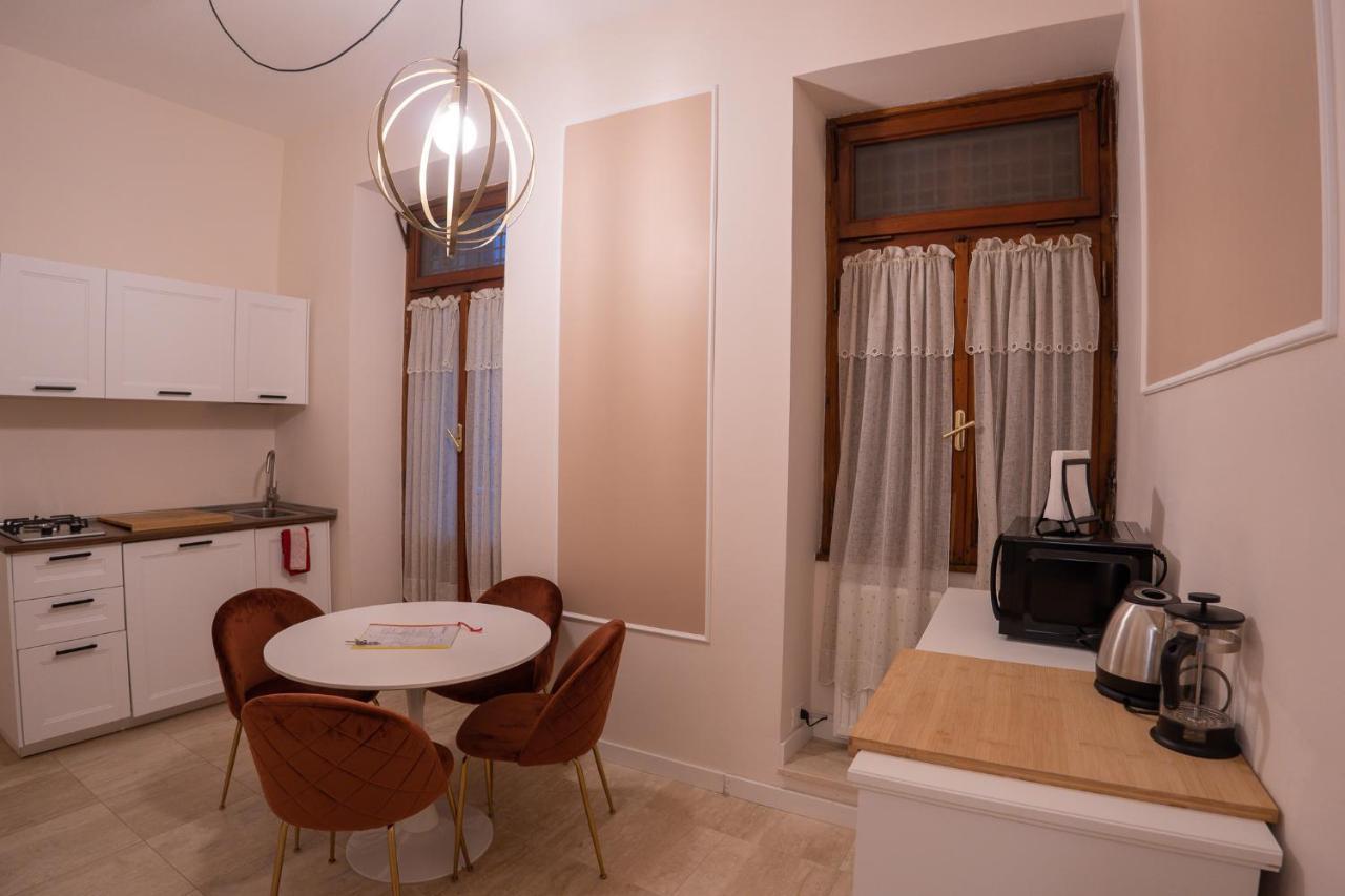 Apartment Sistina *